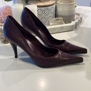 Vintage YSL / Yves Saint Laurent heels. EU 38.5 , US 8.5 (fits slightly small)